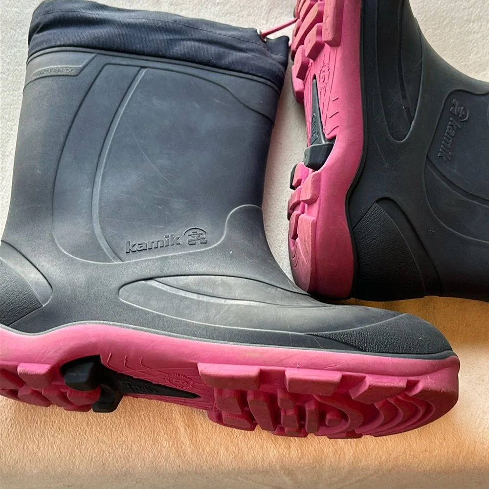 💜💜 Kamik Rubber Outdoors Boots Made in Canada Size 6 Removable Inner BootLiner